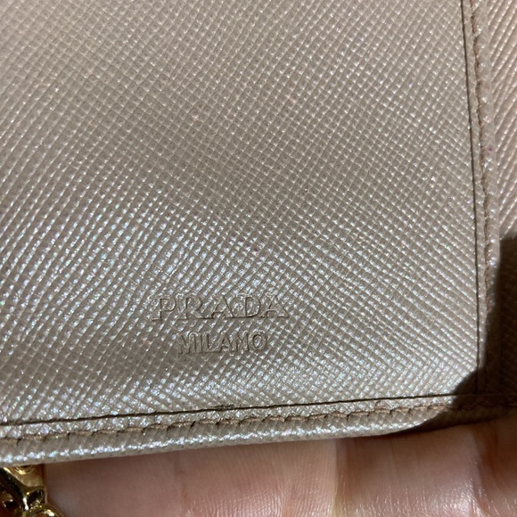 ❤️ Prada Saffiano Leather Wallet On Chain